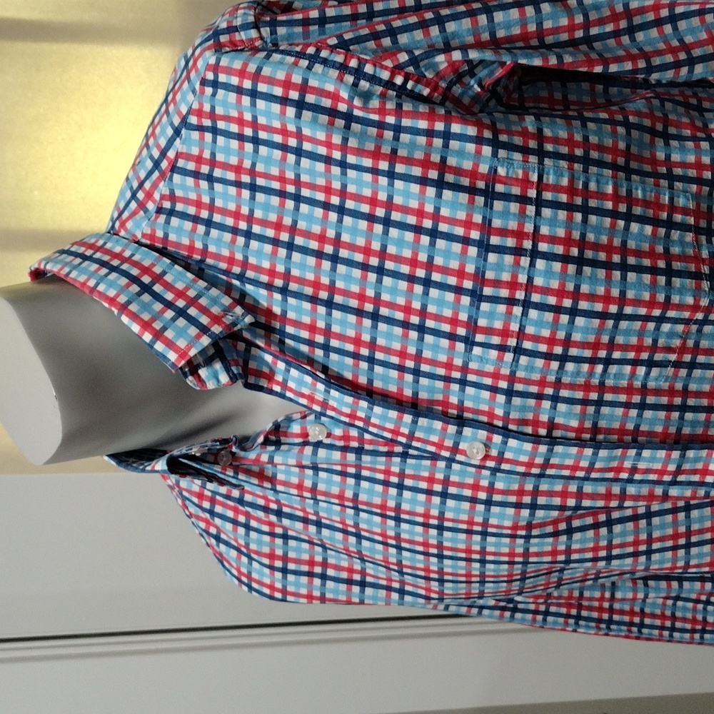 Tailorbyrd mens red, white and blue plaid cotton shirt. Medium